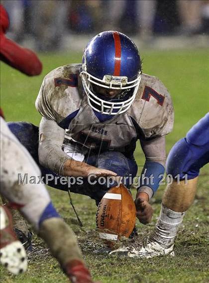 Thumbnail 2 in Serra vs. Folsom (CIF State D2 Final) photogallery.