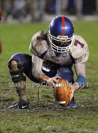 Thumbnail 1 in Serra vs. Folsom (CIF State D2 Final) photogallery.