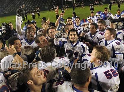 Thumbnail 1 in Serra vs. Folsom (CIF State D2 Final) photogallery.