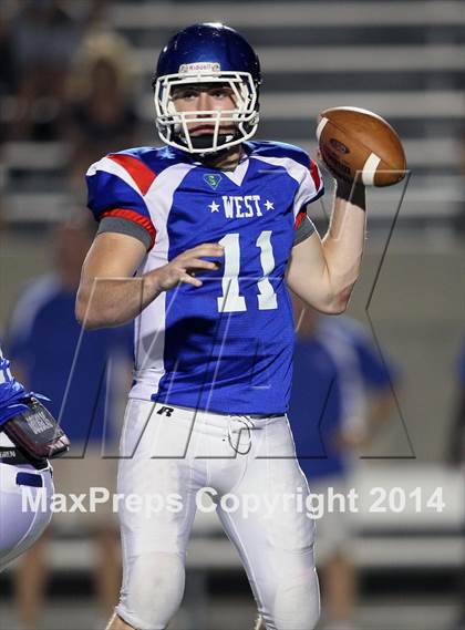 Thumbnail 1 in North Texas All-Star Game photogallery.