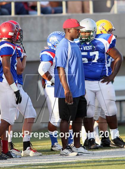 Thumbnail 2 in North Texas All-Star Game photogallery.