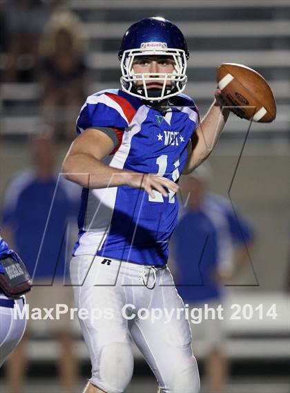 Thumbnail 3 in North Texas All-Star Game photogallery.