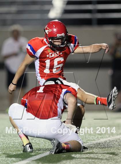 Thumbnail 2 in North Texas All-Star Game photogallery.