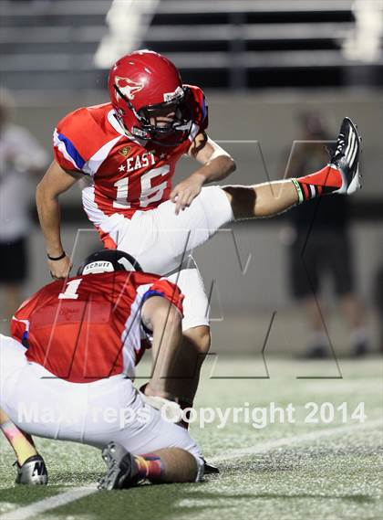 Thumbnail 3 in North Texas All-Star Game photogallery.