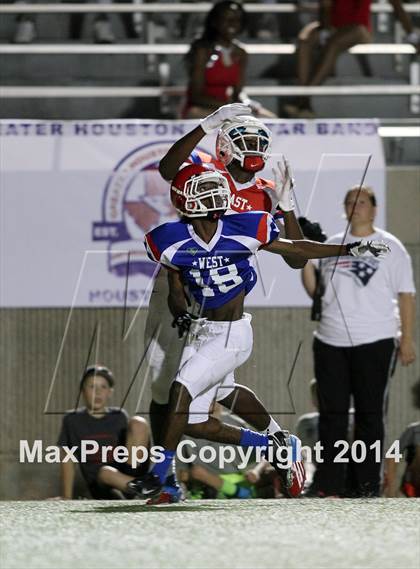Thumbnail 2 in North Texas All-Star Game photogallery.