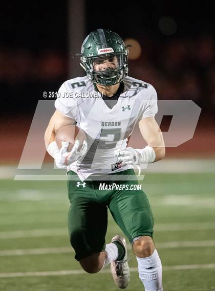 Thumbnail 1 in Reagan [Ronald] vs Churchill photogallery.