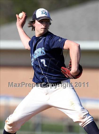 Thumbnail 3 in East Irondequoit vs Batavia photogallery.