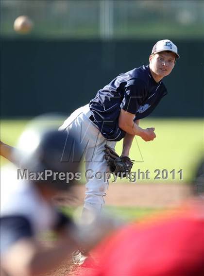 Thumbnail 3 in East Irondequoit vs Batavia photogallery.
