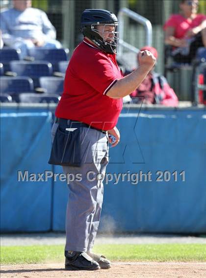 Thumbnail 2 in East Irondequoit vs Batavia photogallery.