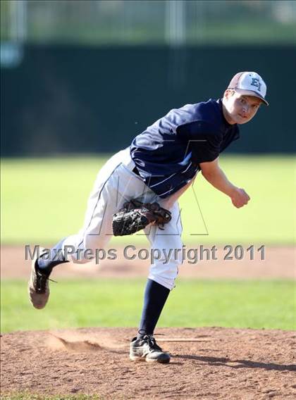 Thumbnail 1 in East Irondequoit vs Batavia photogallery.