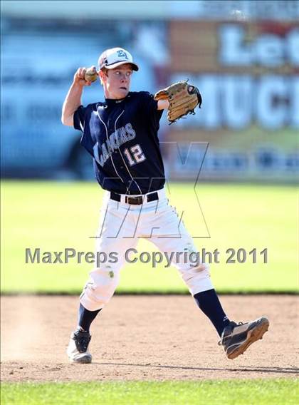 Thumbnail 3 in East Irondequoit vs Batavia photogallery.