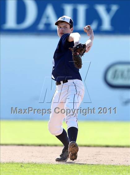 Thumbnail 3 in East Irondequoit vs Batavia photogallery.