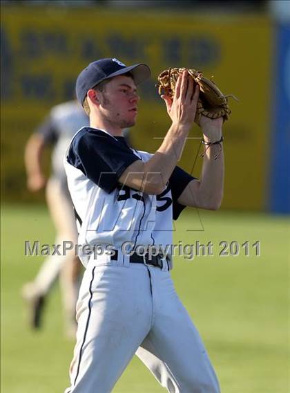 Thumbnail 2 in East Irondequoit vs Batavia photogallery.