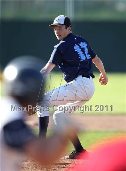 Thumbnail 3 in East Irondequoit vs Batavia photogallery.