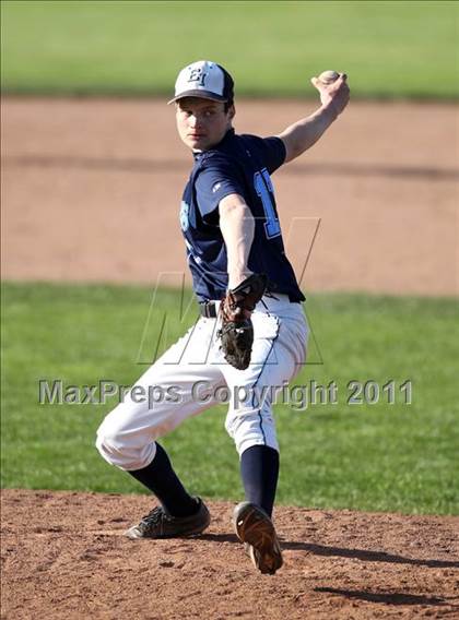 Thumbnail 3 in East Irondequoit vs Batavia photogallery.