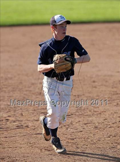 Thumbnail 2 in East Irondequoit vs Batavia photogallery.