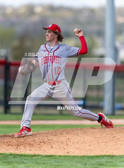 Thumbnail 2 in East Poinsett County vs Highland (Forest Wood Classic) photogallery.