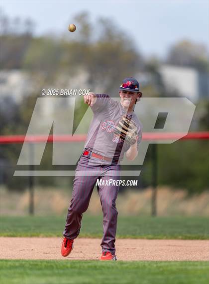 Thumbnail 3 in East Poinsett County vs Highland (Forest Wood Classic) photogallery.