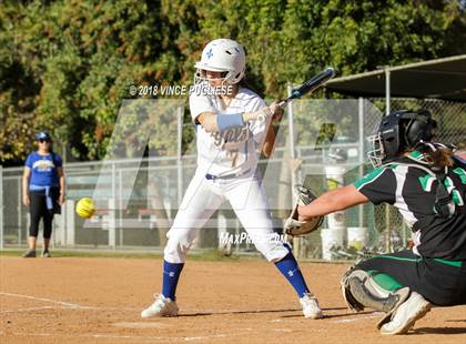 Thumbnail 1 in Thousand Oaks @ Louisville photogallery.