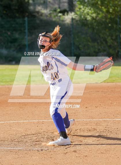 Thumbnail 1 in Thousand Oaks @ Louisville photogallery.