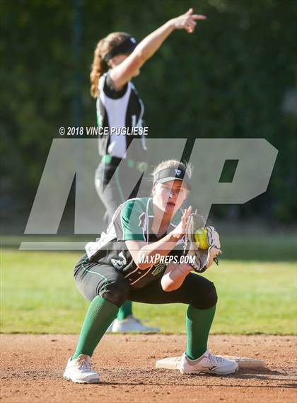 Thumbnail 3 in Thousand Oaks @ Louisville photogallery.