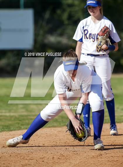 Thumbnail 3 in Thousand Oaks @ Louisville photogallery.