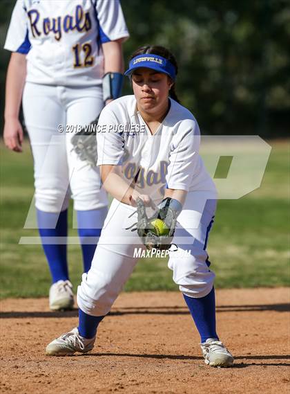 Thumbnail 3 in Thousand Oaks @ Louisville photogallery.