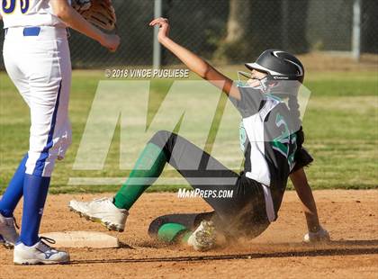 Thumbnail 2 in Thousand Oaks @ Louisville photogallery.