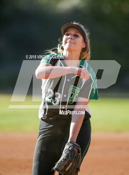 Thumbnail 3 in Thousand Oaks @ Louisville photogallery.