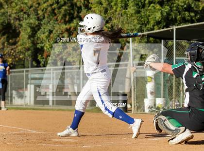 Thumbnail 3 in Thousand Oaks @ Louisville photogallery.