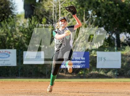 Thumbnail 3 in Thousand Oaks @ Louisville photogallery.