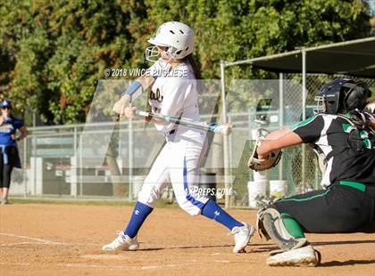 Thumbnail 3 in Thousand Oaks @ Louisville photogallery.