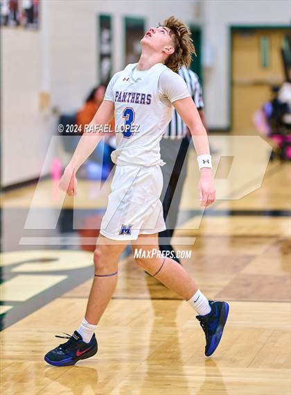 Thumbnail 1 in Midway vs. Sterling (McDonald's Texas Invitational) photogallery.