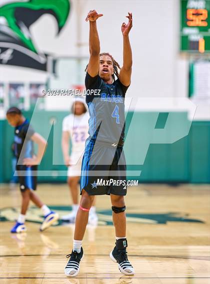 Thumbnail 2 in Midway vs. Sterling (McDonald's Texas Invitational) photogallery.