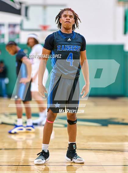 Thumbnail 3 in Midway vs. Sterling (McDonald's Texas Invitational) photogallery.