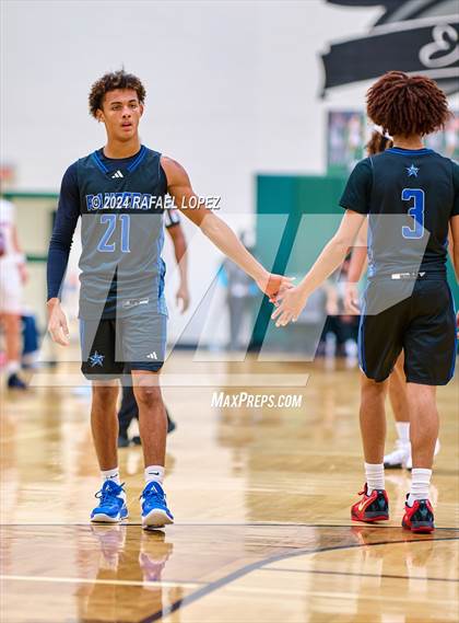 Thumbnail 2 in Midway vs. Sterling (McDonald's Texas Invitational) photogallery.