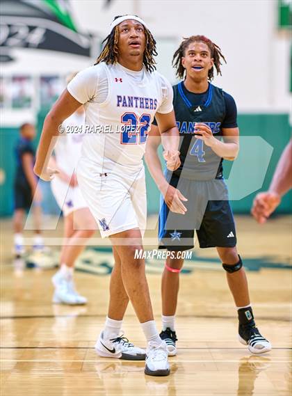 Thumbnail 1 in Midway vs. Sterling (McDonald's Texas Invitational) photogallery.