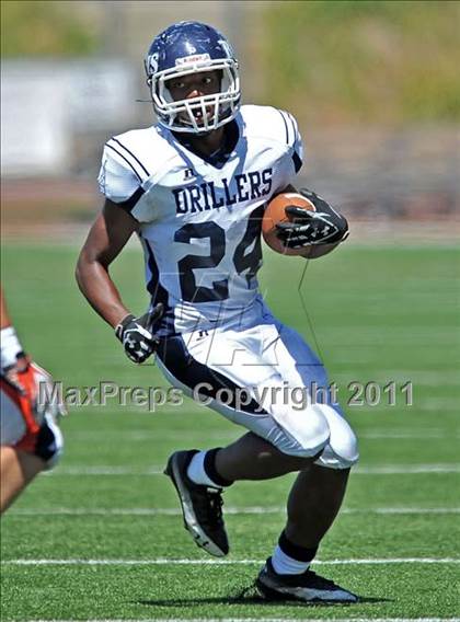 Thumbnail 1 in Timpview vs. Bakersfield (Mission Viejo Classic) photogallery.