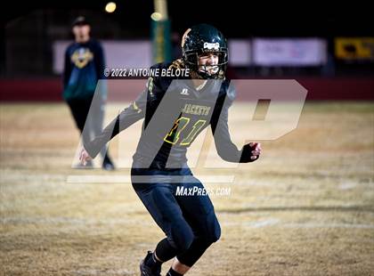 Thumbnail 2 in Muir @ Palo Verde Valley (CIF Division 5–AA Regional Final) photogallery.