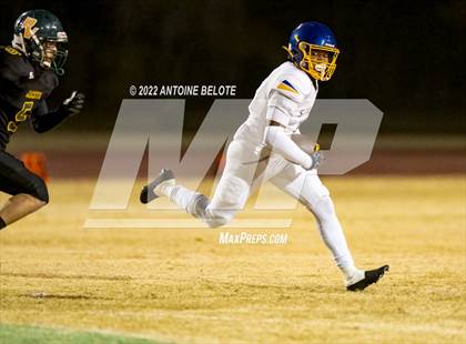 Thumbnail 2 in Muir @ Palo Verde Valley (CIF Division 5–AA Regional Final) photogallery.