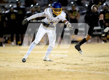 Thumbnail 3 in Muir @ Palo Verde Valley (CIF Division 5–AA Regional Final) photogallery.