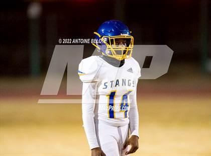 Thumbnail 2 in Muir @ Palo Verde Valley (CIF Division 5–AA Regional Final) photogallery.