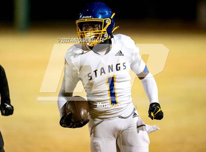 Thumbnail 3 in Muir @ Palo Verde Valley (CIF Division 5–AA Regional Final) photogallery.