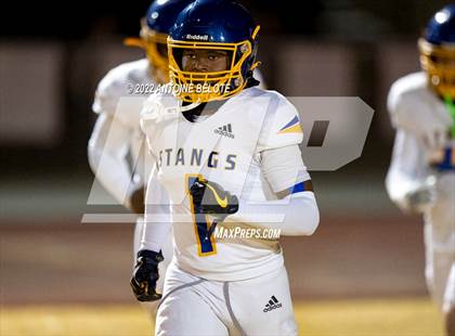 Thumbnail 2 in Muir @ Palo Verde Valley (CIF Division 5–AA Regional Final) photogallery.
