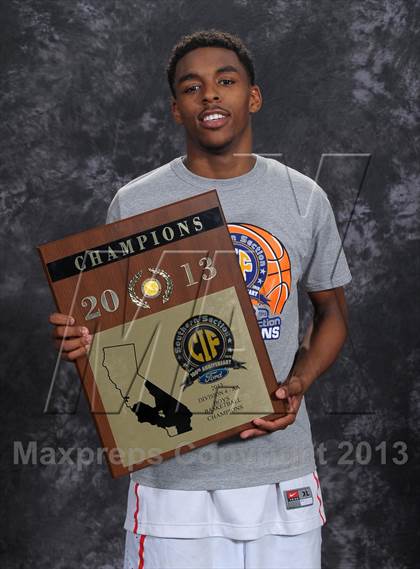 Thumbnail 3 in Serra (CIF SS D4AA Awards) photogallery.