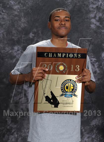 Thumbnail 2 in Serra (CIF SS D4AA Awards) photogallery.