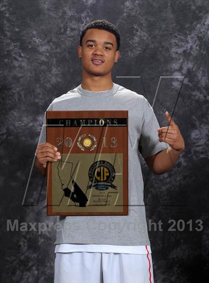 Thumbnail 2 in Serra (CIF SS D4AA Awards) photogallery.