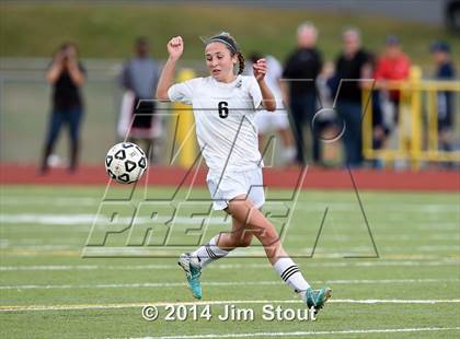 Thumbnail 1 in Fairfield Warde @ Trumbull photogallery.