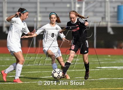 Thumbnail 3 in Fairfield Warde @ Trumbull photogallery.