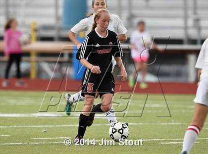 Thumbnail 1 in Fairfield Warde @ Trumbull photogallery.